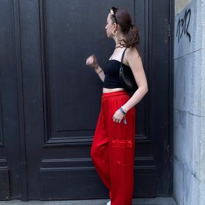 Pantalon fluide satin rouge