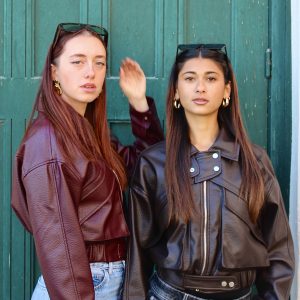 Veste crop similicuir (2 coloris)